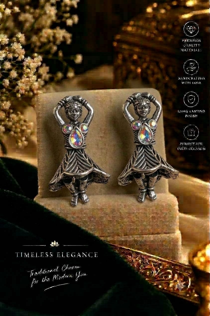 Noor Traditional Jhumka (12 Pair)